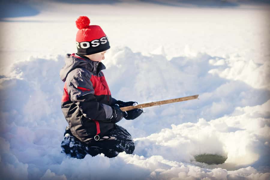 15 min. Tadoussac : Family-Friendly Ice Fishing Experience - Why Tadoussac-style white fishing feels genuinely fun in winter
