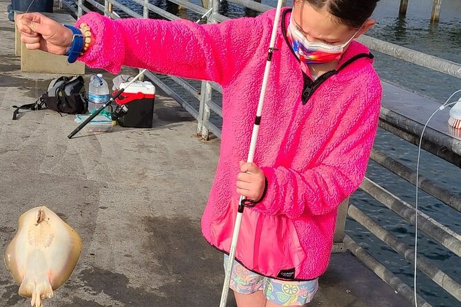 2-Hour San Diego Pier Fishing Experience - The lesson you actually use: bait, knots, casting, and drag