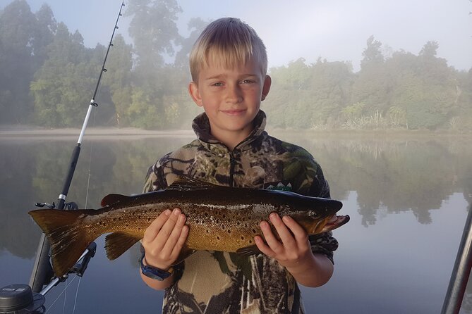 3-Hour Fishing Charter Experience at Franz Josef Glacier - Fishing Techniques: Trolling, Harling, and Spinning