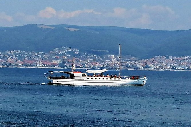 4-hour Boat Trip with Fishing, Lunch and Unlimited Drinks in Nessebar - The Old Nessebar vibe: UNESCO in walking-distance time blocks
