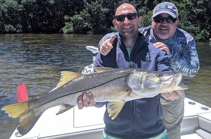 4 hour Fishing Charter with a Tampa Native - Fishing success isn’t one thing: it’s species, timing, and communication