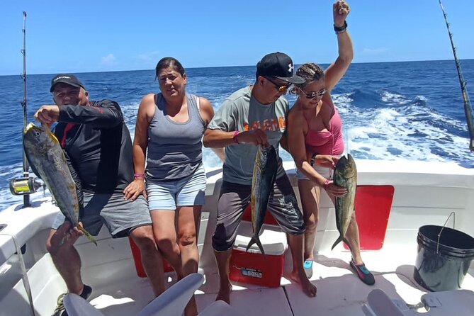4 Hour Punta Cana Fishing Tour - On the Boat: How the Trolling Rigging Works