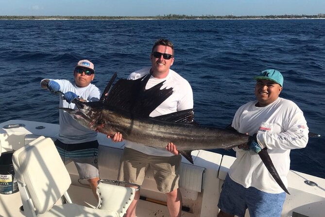 6 Hour Private Fishing Tour in Puerto Aventuras Riviera Maya - The food is not an afterthought: snacks, ceviche, and sandwiches with your catch