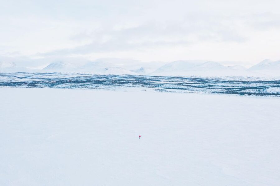 Abisko: Lake Torneträsk Arctic Ice Fishing Trip - Why Lake Torneträsk Ice Fishing in Abisko feels different