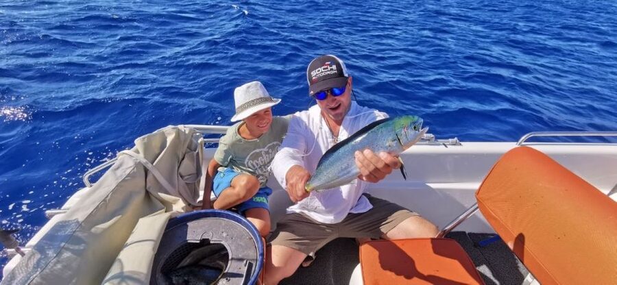 Agios Nikolaos: Mirabello Bay Fishing Trip - Fishing in Mirabello Bay: how the crew actually helps you catch