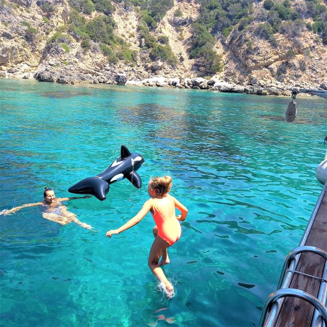 Alghero: Gulf of Alghero Fishing Boat Trip with Fresh Lunch - Price of $134.81: how to judge the value