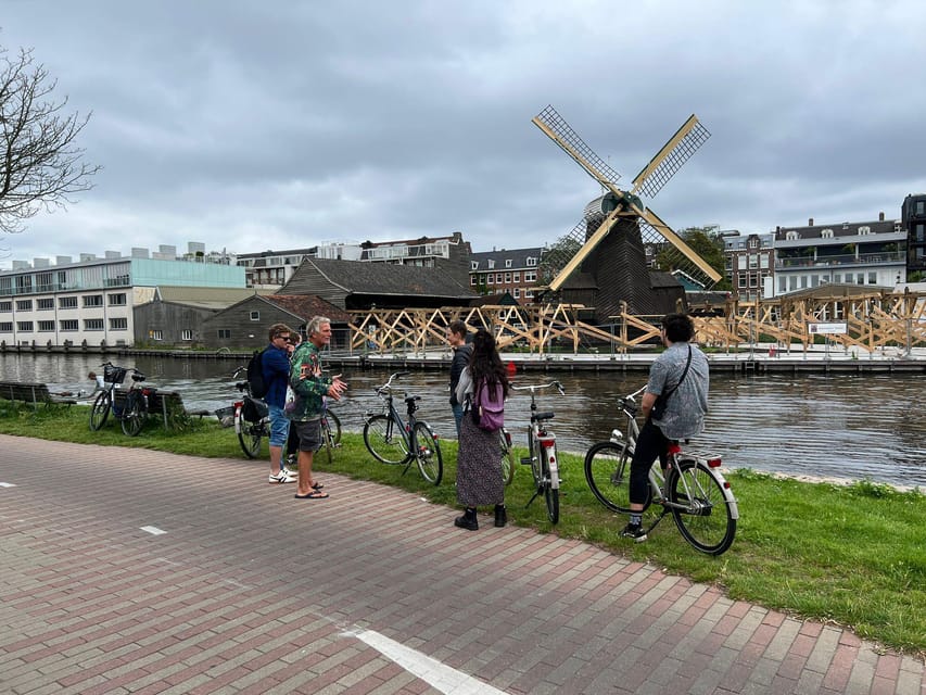 Amsterdam: Urban Bike Tour, Graffiti Art & Magnet Fishing - Canal Bridges and Photo Stops: Small Breaks, Big Payoff