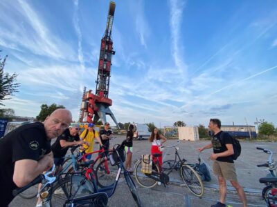 Amsterdam: Urban Bike Tour, Graffiti Art & Magnet Fishing - Prinseneiland to the Jordaan: Two Sides of Amsterdam, One Bike Loop