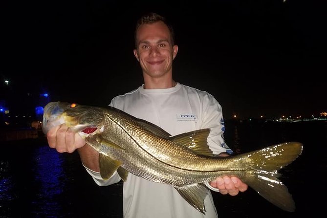 Biscayne Bay Night Fishing Charters - The 4-hour flow: prime fishing time plus Miami landmark passes
