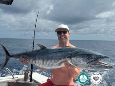 Cairns: Great Barrier Reef Fishing Charter with Lunch - The on-board food plan: when lunch and afternoon tea hit