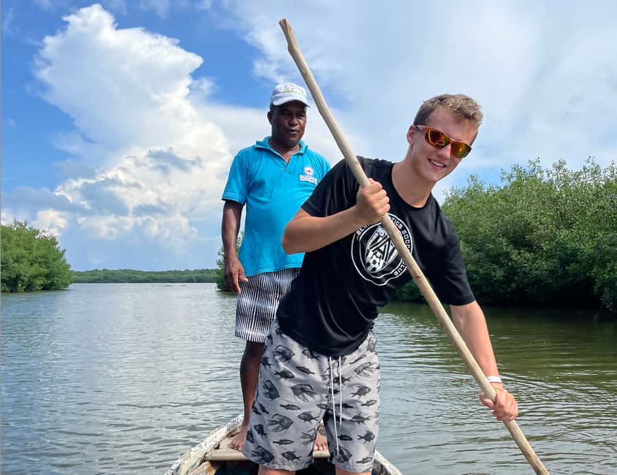 Cartagena Fishing, Crabbing, Birdwatching Experience + Lunch - Optional Island Pit Stop (10,000 COP): Pay Only If You Want More Time