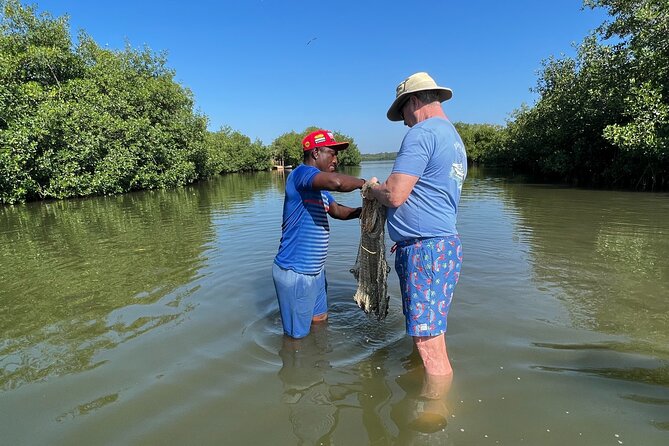 Cartagena Fishing & Crabbing • Unique Local Experience with Lunch - Crabbing 101: Traps, Baiting, and Checking Cages