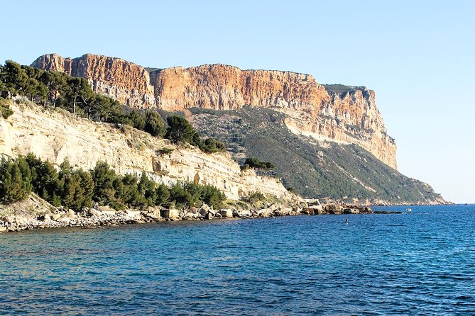 Cassis ancient fishing port, Calanques & spectacular Cap Canaille private tour - Route des Cretes and Cap Canaille: Big Views, Photo Stops, and Weather Reality