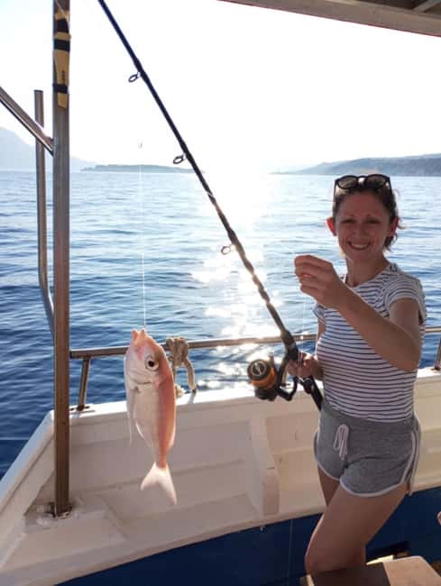Chania: Fishing Boat Trip with Breakfast and Swim - The human side: Manolis and Yiota keep it friendly and focused