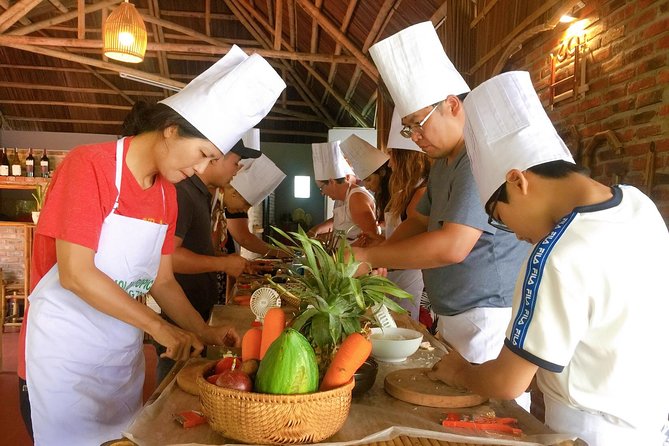 Cooking Class Hoi An:Local Market, Basket Boat, Fishing & Cooking - Stop 3: Canal Fishing and Purple Crabs (What’s Realistic)