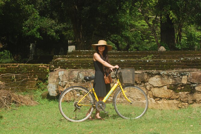 Day out to Galle[Stilt Fishing. Turtle watching.Cinnamon Farm] - Guide quality and how the day feels