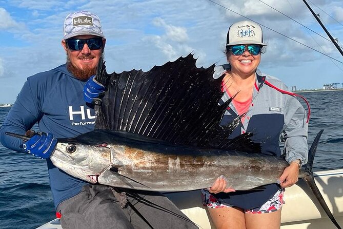 Deep sea fishing charters in Fort Lauderdale aboard 52' Hatteras - Crew, Coaching, and the Kind of Day You Leave With