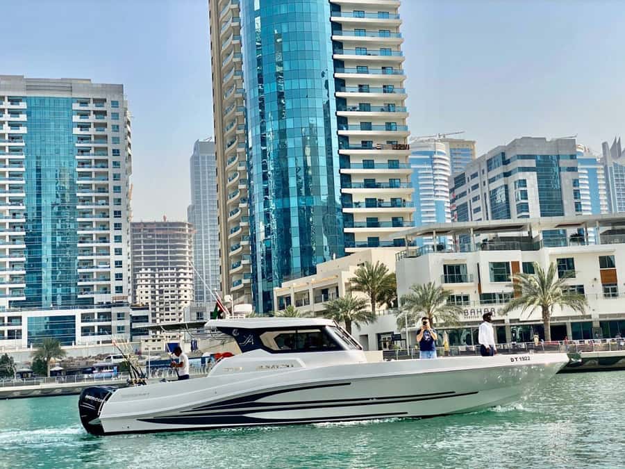Dubai: 4-Hour Deep-Sea Fishing Cruise - Meeting point, footwear rule, and onboard basics