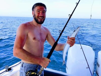 Dubai: 4-Hour Deep Sea Fishing, Trolling, Casting - Sea King Yachts, 31 feet, and the gear that keeps you productive