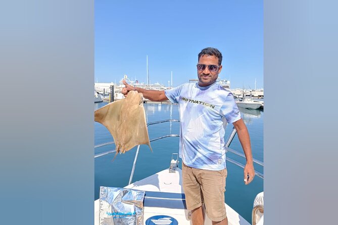 Dubai Deep Sea Fishing 4 hours + BBQ of Catch - Crew Service and the Real Meaning of Private: Sadiq and Hands-On Help