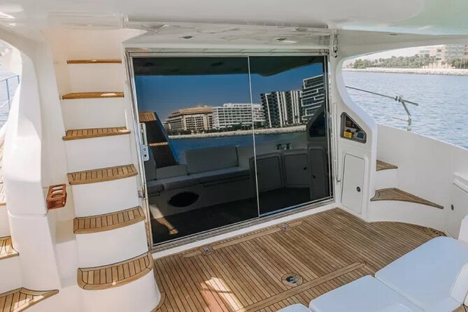 Dubai Private Luxury Yacht Tour with Fishing Facilities - Fishing facilities: how to match it to your expectations