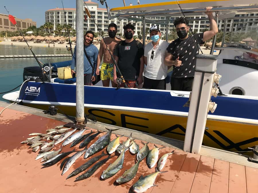 Dubai's BEST Fishing Charter – No Fish, No Pay! - Shared vs Private Half-Day: Which One Fits Your Group