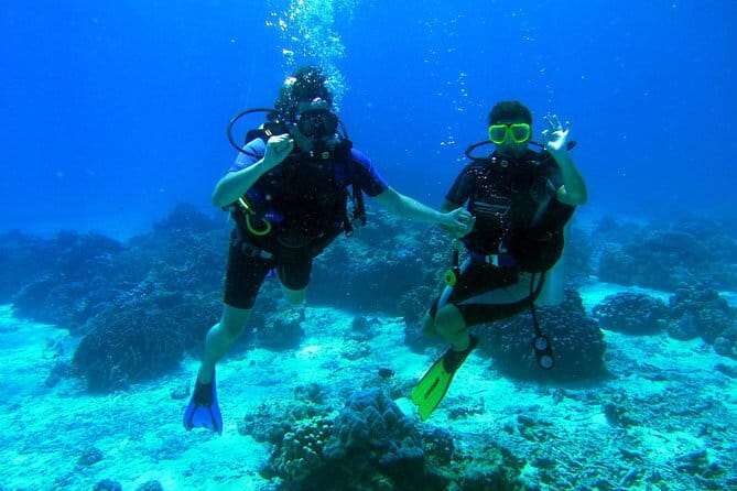 Exclusive Squid Fishing on Chic Floating Café from Pattaya - Live music and photo-ready spaces: relaxing while you fish