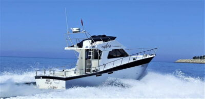 Explore Sesimbra: Private Sport Fishing All Inclusive Tour - The boat: what “32 feet cabin boat” means for comfort