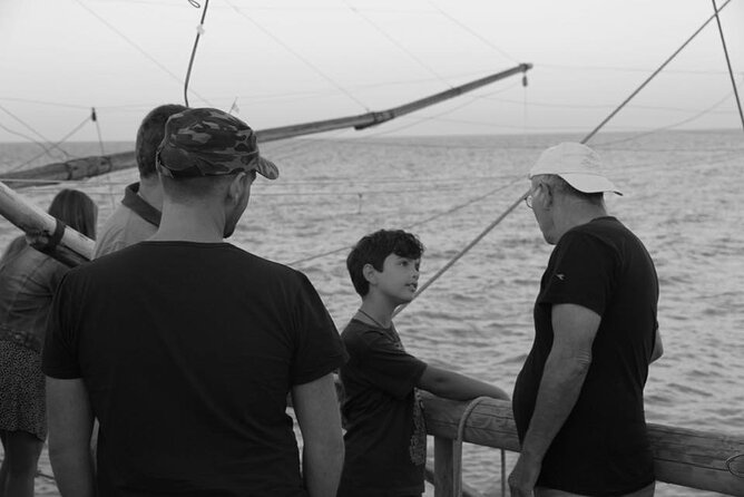 Fishing Experience - Molinella Trabucco - Your hands-on role: winches, nets, and collecting fish