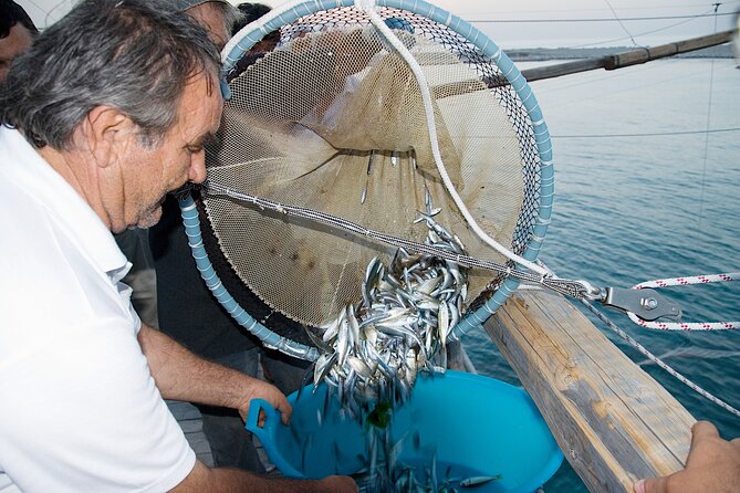 Fishing Experience - Trabucco San Lorenzo - Group Format, Participation, and What It Feels Like Onboard