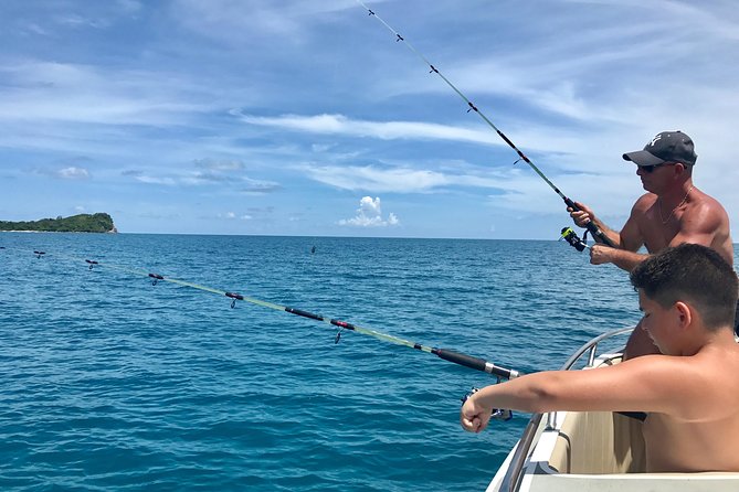 Fishing & Snorkeling experience - Open-sea fishing in calmer waters (and how the guide helps)