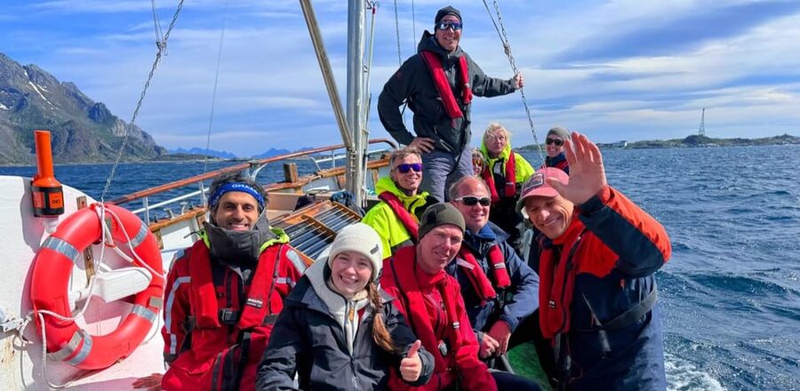 Fishing trip from Henningsvær + free (self caught) fish soup - The Drive to Your Spot: Mountains, Ocean, and Time to Look Around