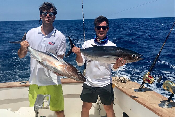 Fishing Trips in Mallorca with Captain Martin - Snacks, drinks, and the onboard comfort level
