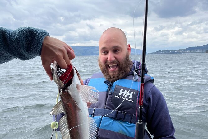 Fjord Sea Safari with Fishing from Bergen - A short fjord safari that feels like you’re doing it with locals