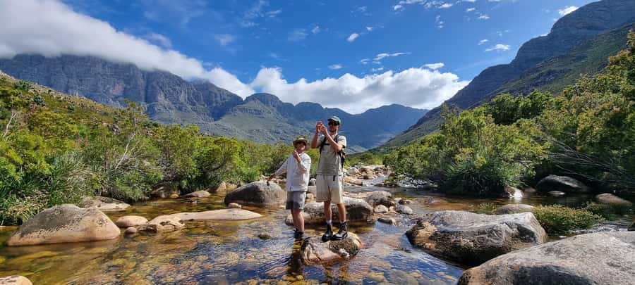 Fly Fishing in Cape Town - Guided tactics that work: light tackle, stalking, and sight fishing