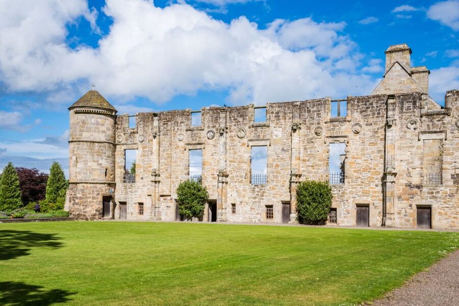 From Edinburgh: St Andrews & Fife's Fishing Villages - Loch Leven and Mary Queen of Scots: a short history lesson with big atmosphere