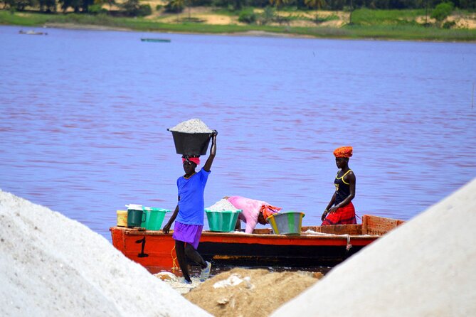 Full-Day PINK LAKE and FISHING VILLAGE combination - Your guide matters: Oumar’s English and calm problem-solving