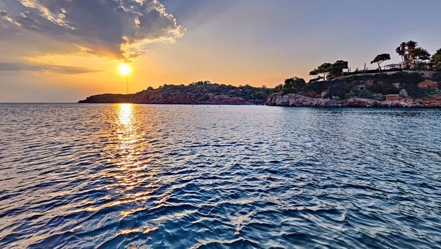 Glyfada Athens : Fishing and Swimming Tour with Lunch - What’s Included vs. What You Provide