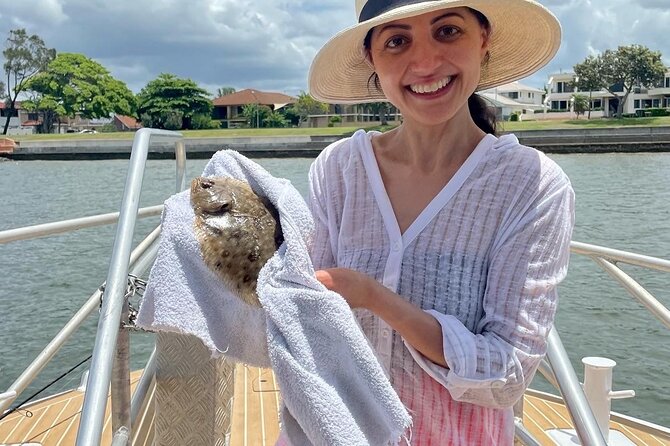Gold Coast's Broadwater Private Calm Water Fishing - The guides on board: how Andreas and Cooper shape the trip