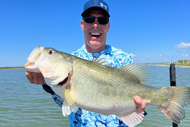 Guided Fishing Trip on Canyon Lake - What You Need to Bring (and What’s Covered)
