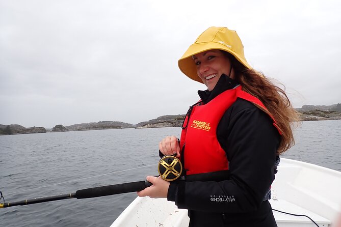 Half Day Fishing and Outdoor Cooking in Bergen - Back at the sea house: outdoor cooking that feels like a living kitchen