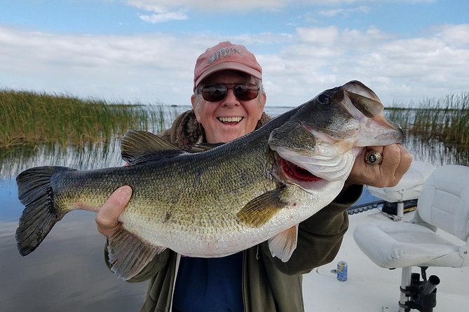 Half-Day Lake Okeechobee Fishing Trip near Naples - What the Captain Actually Brings: Gear, Safety, Water, and Cooler/ice