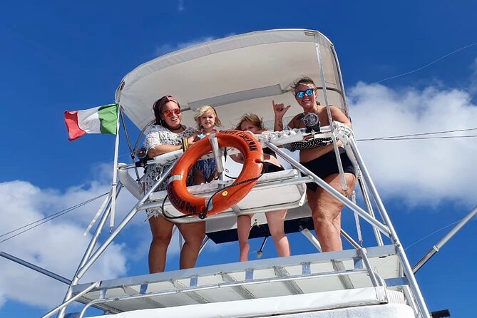 Half Day Private Fishing Charter in Cozumel - Getting to La Caleta and Starting Off Smooth