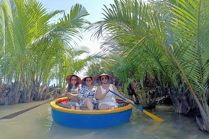 Hoi An: Coconut Basket Boat Ride in the Coconut Forest - Crab fishing and the local rhythm of the river