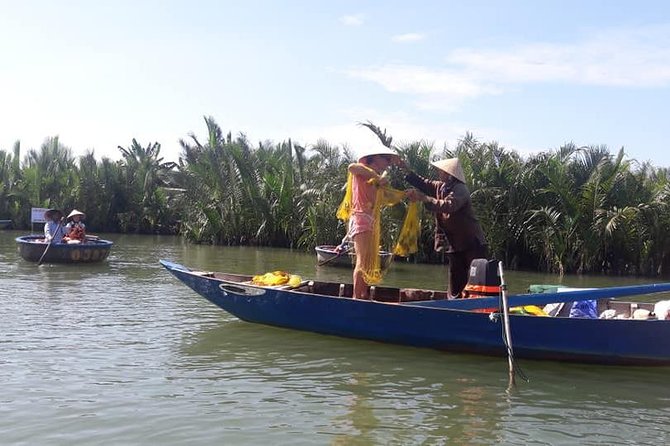 Hoi An Countryside Biking Tour(Vegetable village -basket boat - fishing village) - The Hoi An countryside trip that feels real, not staged