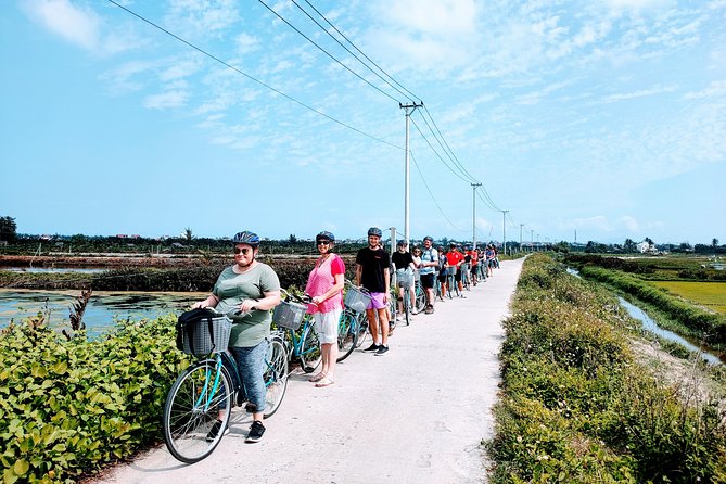 Hoi An Countryside Biking Tour(Vegetable village -basket boat - fishing village) - What to pack: small items that save your day