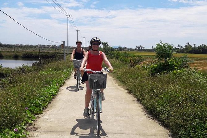 Hoi An Countryside Biking Tour(Vegetable village -basket boat - fishing village) - Morning pickup and 5 hours of countryside flow