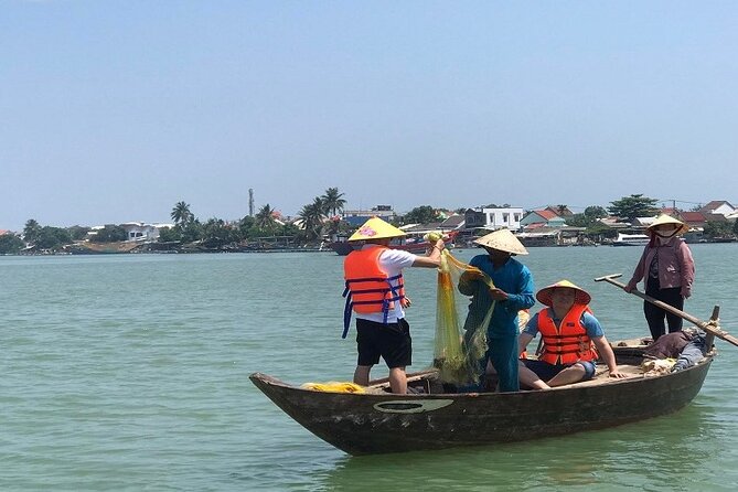 Hoi An Fishing Tour Private-Lantern /Cafe Making Class by Lunch - Riding Through the Coconut Forest (Not Just a Pretty View)