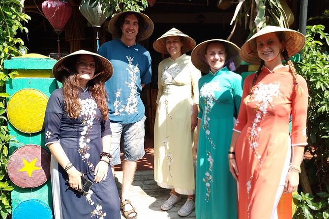 Hoi An Full Lantern Making Class , Basket Boat , Crab Fishing And Food - Crab fishing: trying it the local way, not just hearing about it