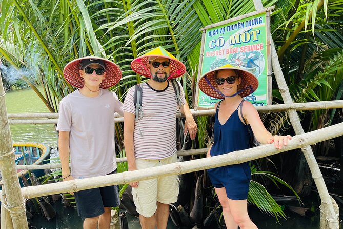 HoiAn:Making Lantern & Cooking Class-BasketBoat Ride,Crab fishing - Lantern making in Hoi An: turning craft into a take-home memory